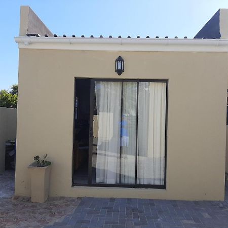 Shalom Self Catering Lägenhet Kapstaden Exteriör bild