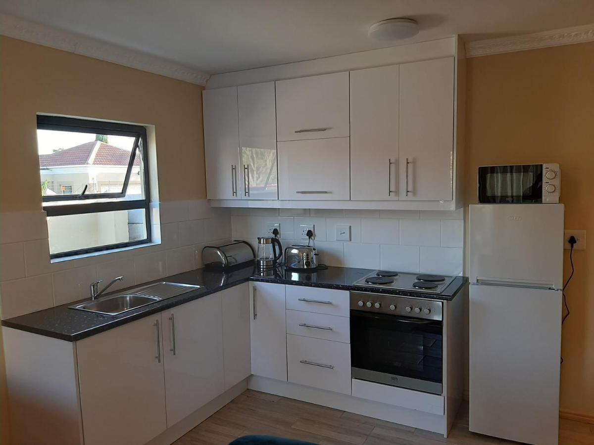 Shalom Self Catering Lägenhet Kapstaden Exteriör bild